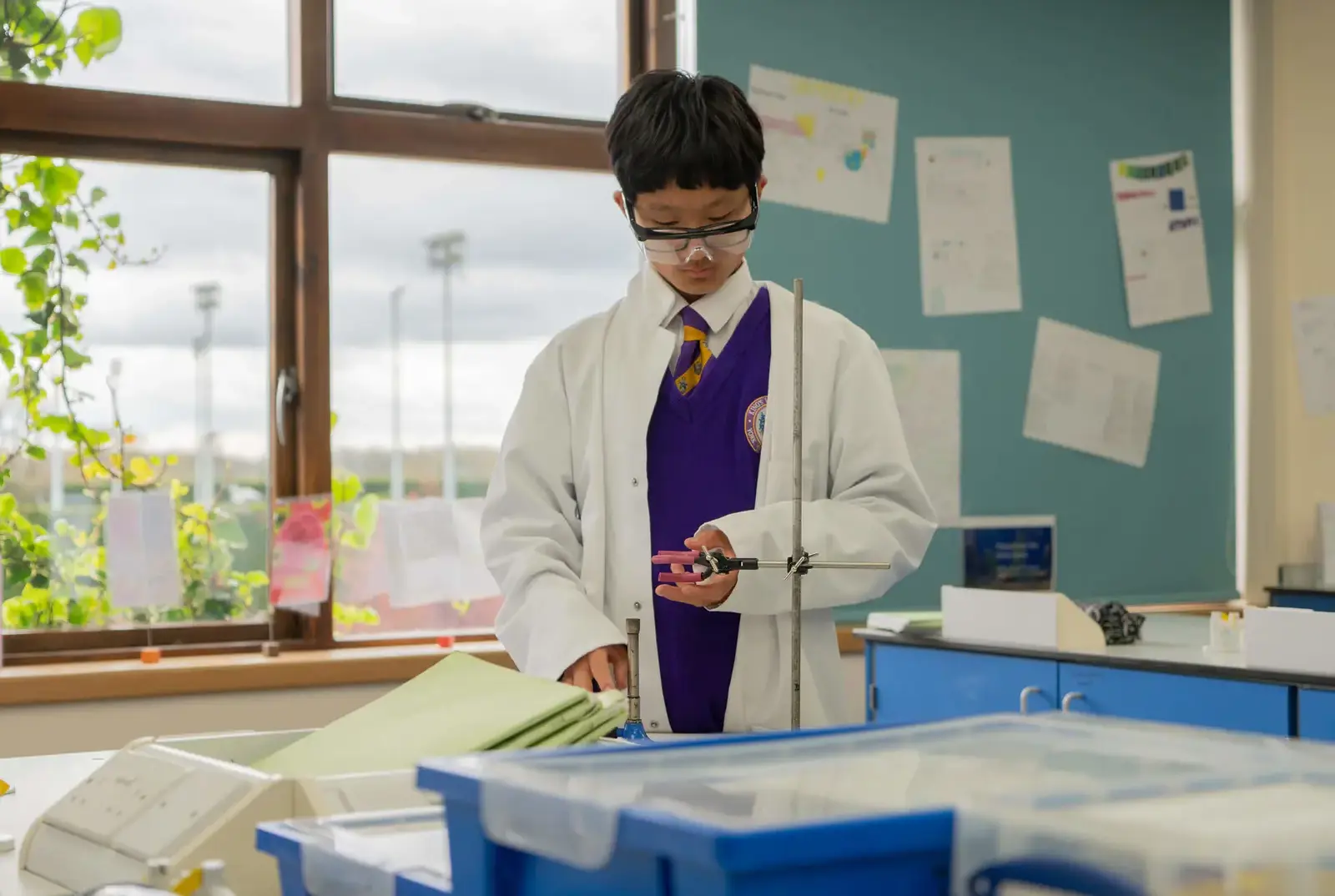 King's Magna pupils in science class